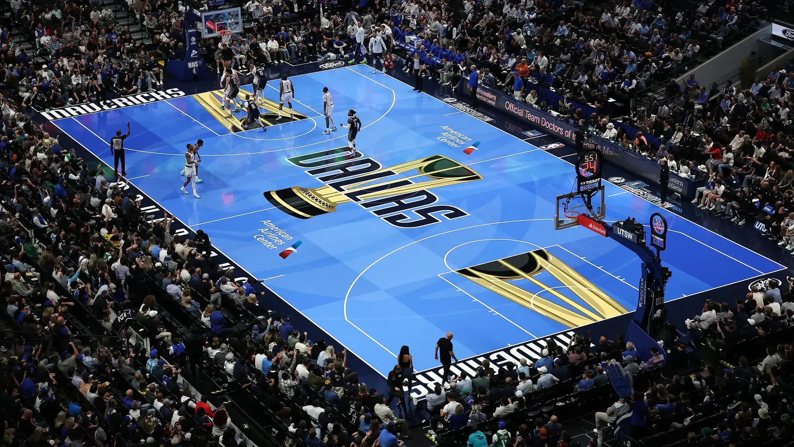 NBA Cup: De la spectacol vizual la controverse pe parchet